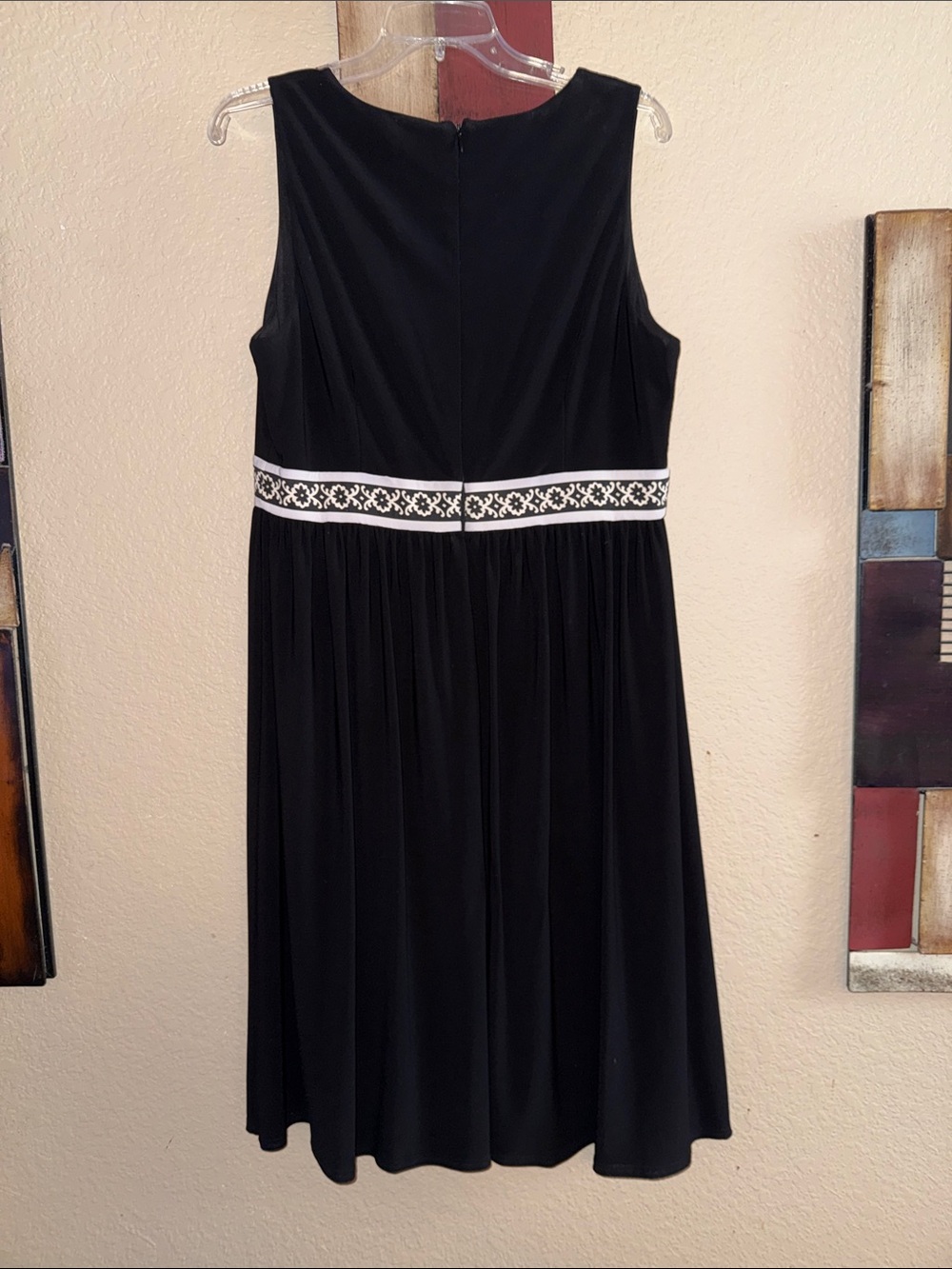 Jessica Howard Black Midi Dress with White Embroidered Trim - Picture 6 of 8
